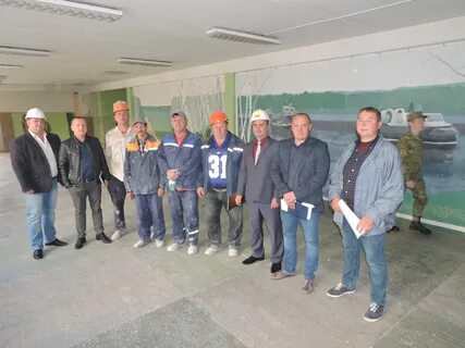 Стройтрест директор