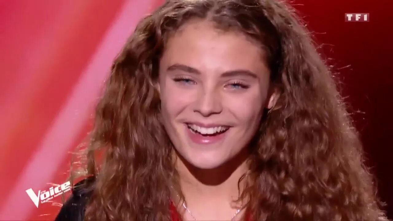 The voice kids france 2023. Маэль Пистойя. Маэль французская певица. Голос Франции сериал кадры. Молодая Франц певица Маэль.