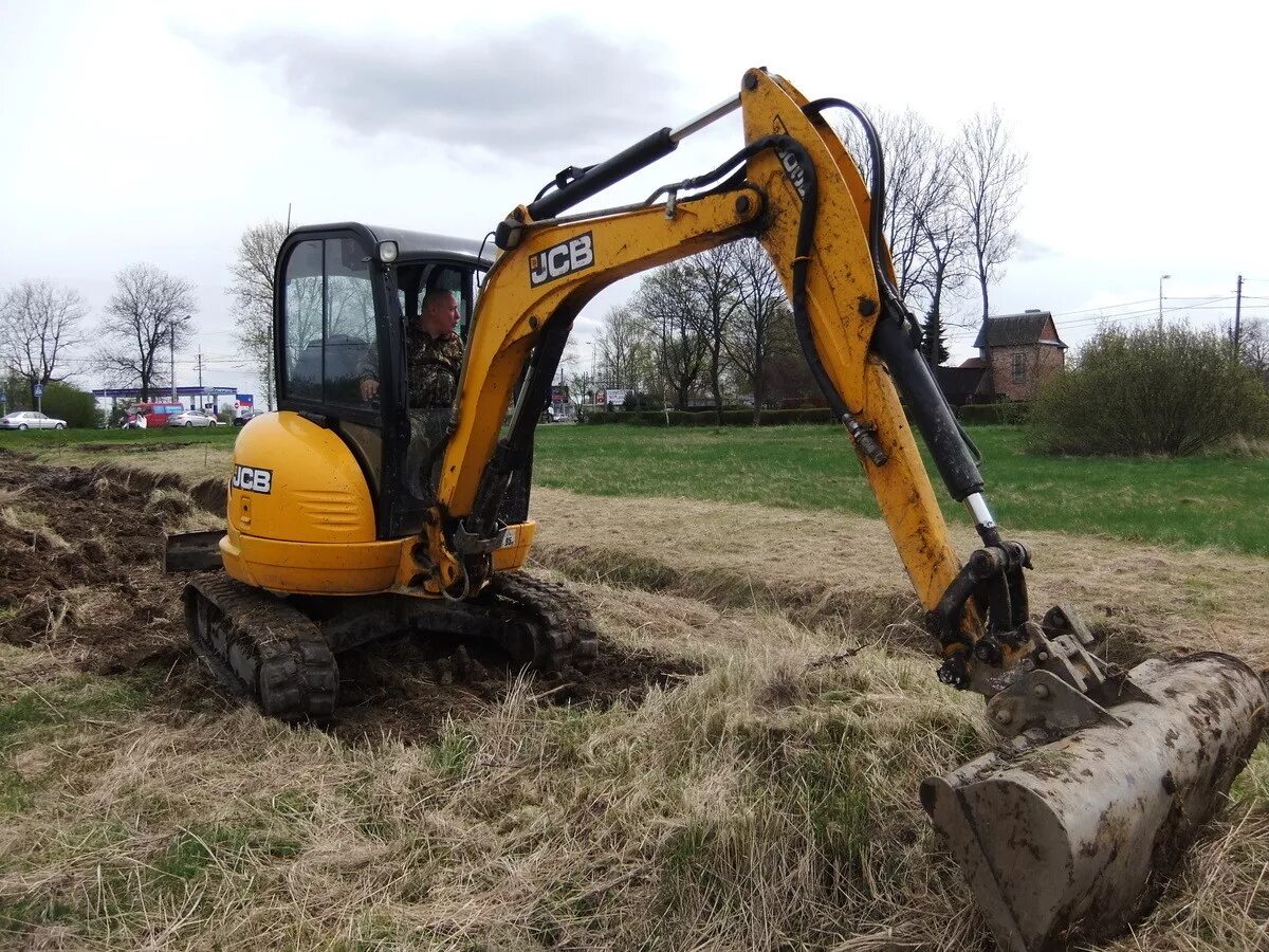 Мини экскаватор JCB 8035. Мини-экскаватор гусеничный JCB 8035 ZTS. Гидромолот экскаватора JCB 8035. JCB 8065 гусеничный мини экскаватор. Аренда экскаватора jcb