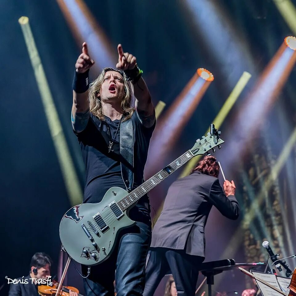 Металлика шоу с симфоническим. Metallica show с симфоническим оркестром. металлика шоу. metallica show s&amp;m tribute с симфоническим оркестром. концерт металлика трибьют.