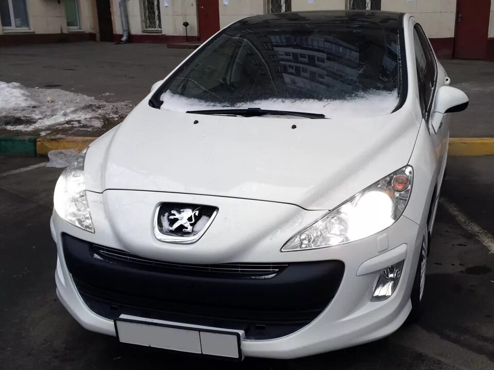 Свет пежо 308. Ближний свет пежо 308. Пежо 308 головной свет. Лампа пежо 301. Свет пежо 308.