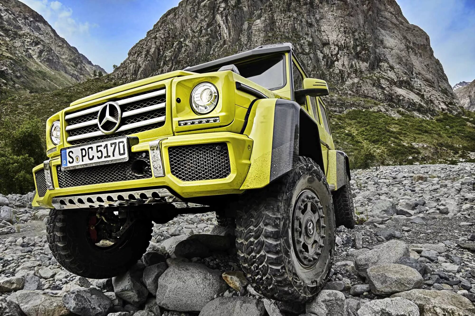Mercedes benz g500 2015. Мерседес g500 4x4 2. Mercedes g 4x4. Mercedes g 500 4 4. Mercedes-benz g-class g 500 4x4.