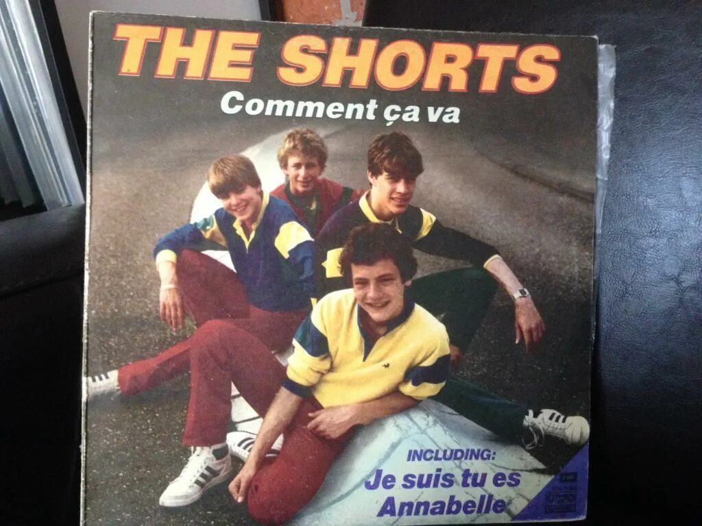 Группа the shorts. Comment ÇA va the shorts. The shorts - comment CA va (1983). The shorts comment CA va. Группа shorts