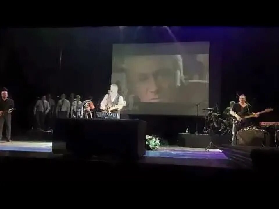 Дк тракторостроителей группа любэ. Любэ концерт в германии. Группа любэ. Группа любэ концерт. Группа любэ 2022.