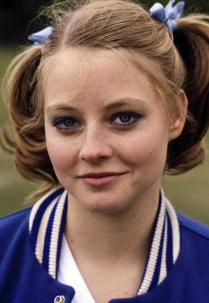 Молодая джоди. Jodie foster в молодости. Молодая джоди. Джоди фостер молодая. Джоди фостер в молодости.