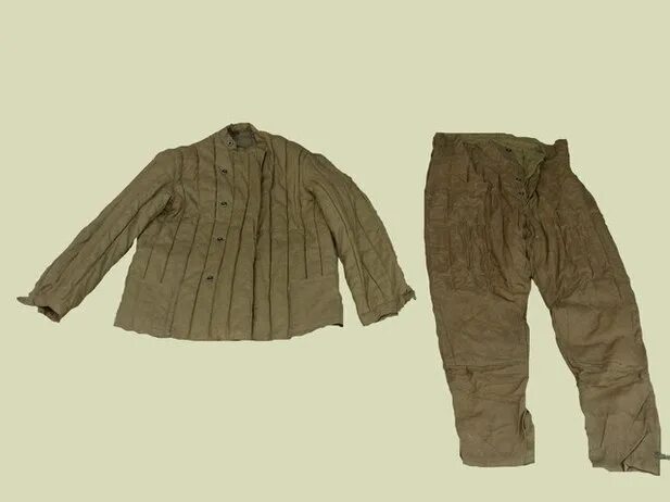 телогрейка женская. телогрейка gucci. фуфайка телогрейка ватник. ватник надетый. фуфайку одевать.