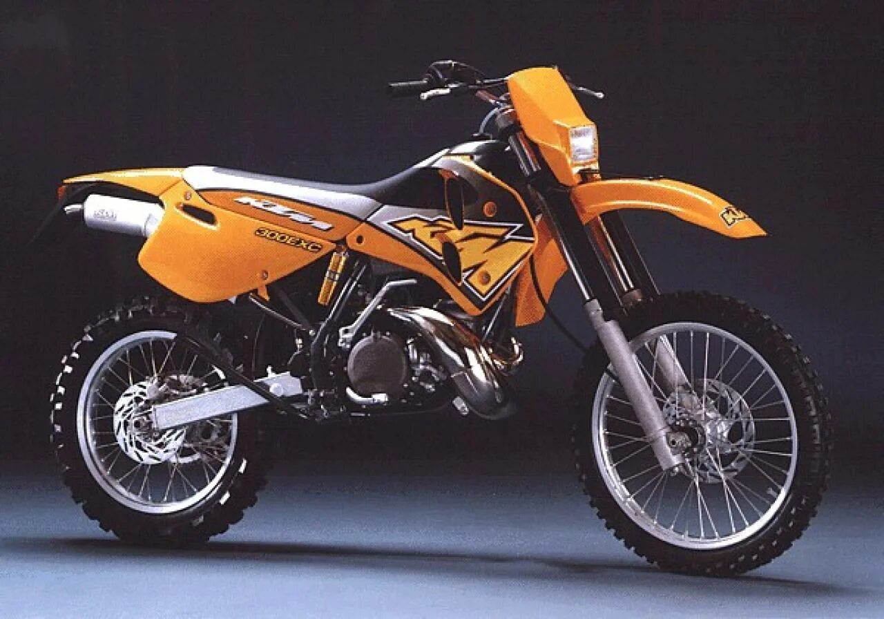 Мотоцикл ктм 690. Ктм мотоцикл ктм. Ктм ехс 300 1999. Ktm 1290 super duke r. Ктм 250 эндуро.