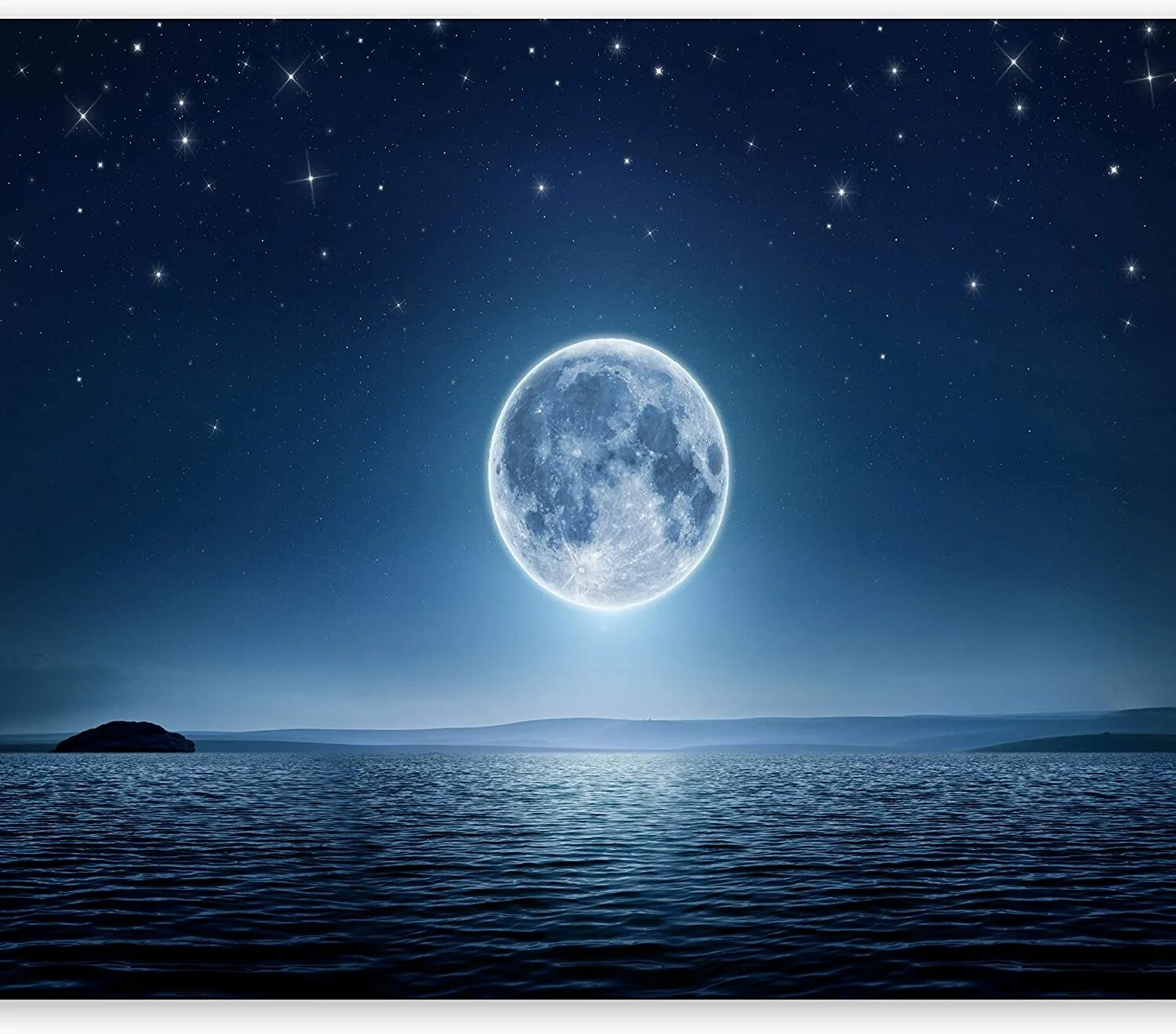 Белая холодная луна. Луна и море. Лунное небо. Луна и звезды. Лунный пейзаж.