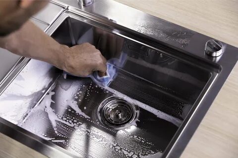 Чем мыть фасады кухни от отпечатков