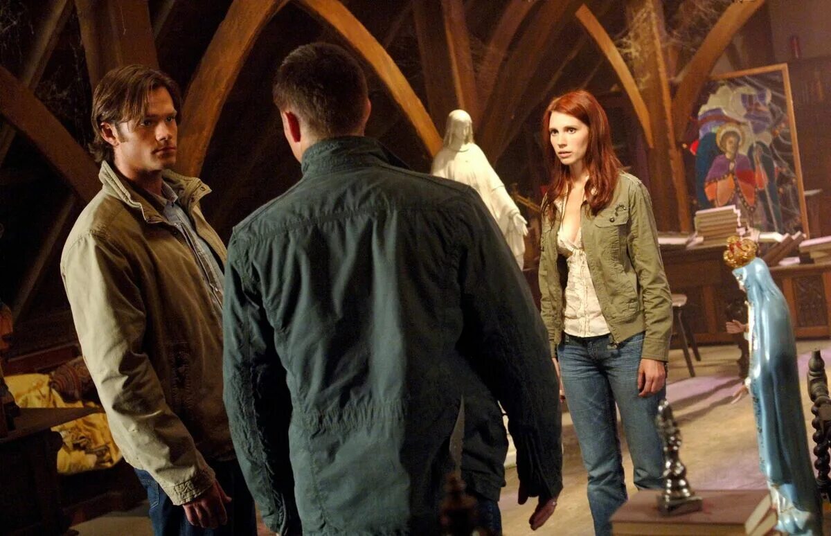 Какой год был прошлым летом. Мем с ди каприо про лето. Вот и лето прошло. Какой сейчас век. Сериал сверхъестественное 4 сезон.