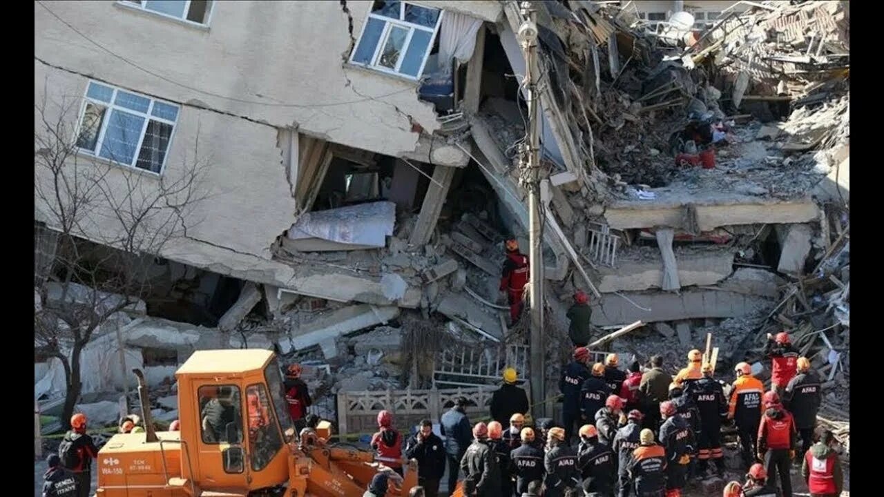 Число жертв выросло. Элязыгское землетрясение. Жертвы землетрясения в Турции. Землетрясение в Турции (2011).