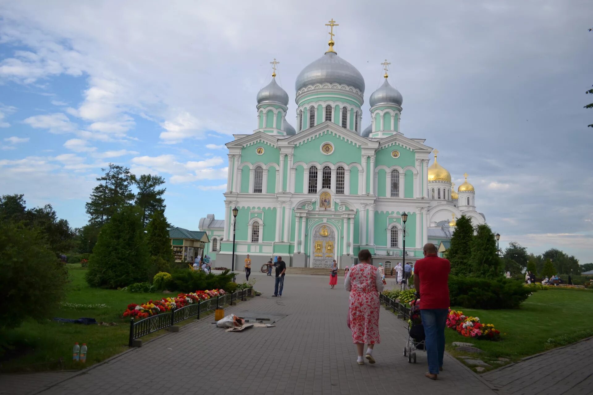 Дивеево сегодня в контакте. Саровские врата Дивеево. Дивеево парк. Дятьково Дивеево. Дивеево достопримечательности.