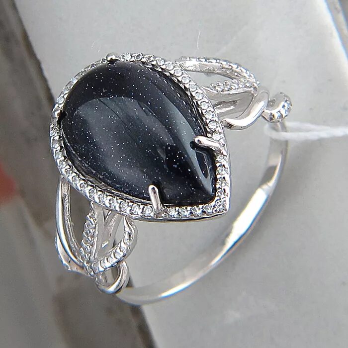 кольцо с камнем капля. серебряное кольцо с аметистом. кольцо с топазом и фианитами серебро. кольцо с гранатом и серебро 925 проба. кольцо с изумрудом т14101а004.