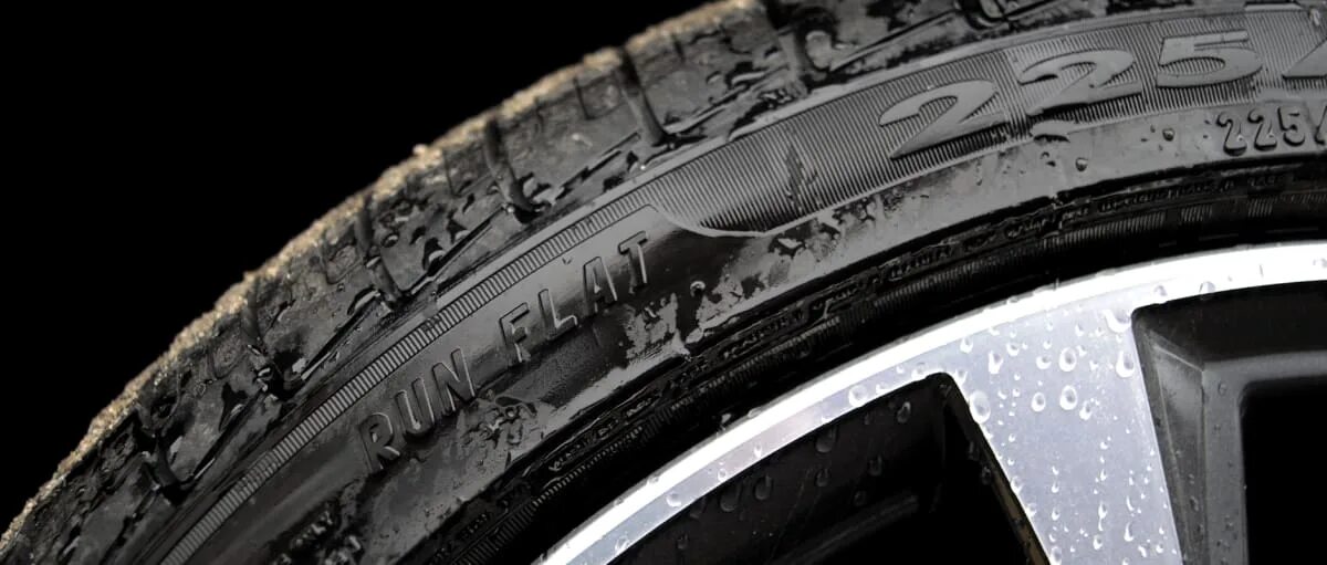 Michelin run flat. Бриджстоун Ранфлет обозначение. RUNFLAT BMW. Редфлед резина Мишелен. RUNFLAT Tyres (RFT).