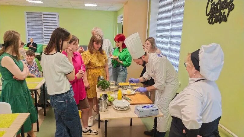 игровая площадка непоседы в колпино. уполномоченный посетил детский дом. Jump колпино. кафе непоседы новопавловск. центр непоседы балашиха.