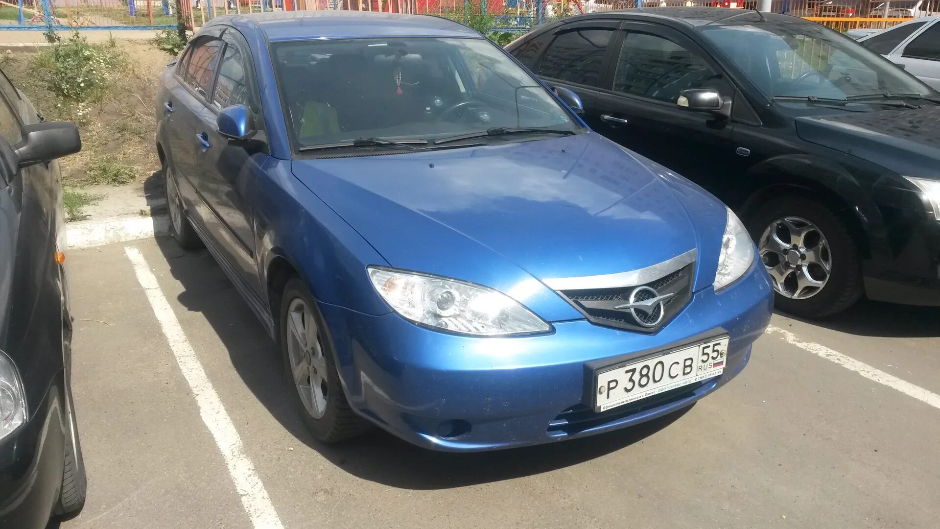 Мазда китайской сборки. Haima 3 и Mazda 3. Haima 3 vs Mazda 3. Китайская Мазда тройка. Haima 219300.