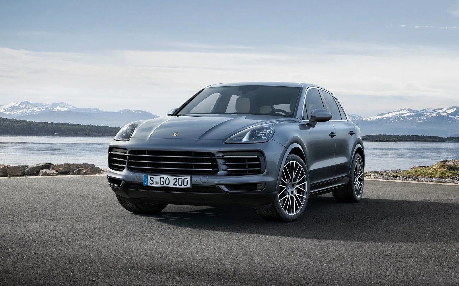 Купить кайен новый. Порше Кайен. Porsche Cayenne 2018. Porsche Cayenne 3. Новый Порше Кайен 2018.