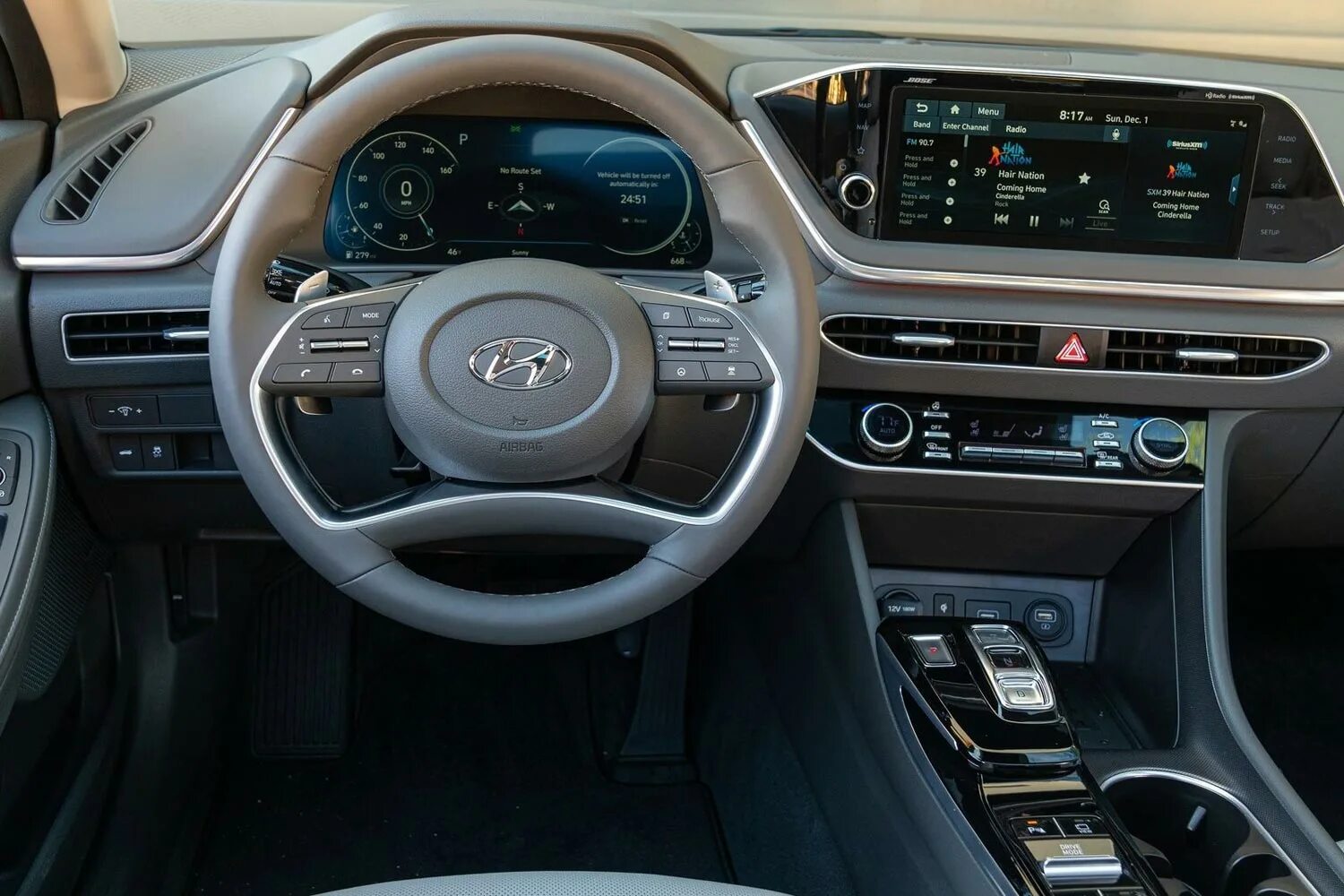 Новая хендай соната цена и комплектация. Hyundai Sonata 2020 Interior. Новая Hyundai Sonata 2020. Hyundai Sonata 2020 салон. Хендай Соната 2020 интерьер.