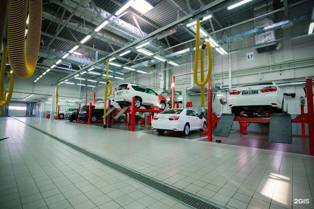 Автосервис на западном ростов на дону. Автосервис фото. автосервис тойота лексус. тойота аксай. ключавто аксайский проспект.