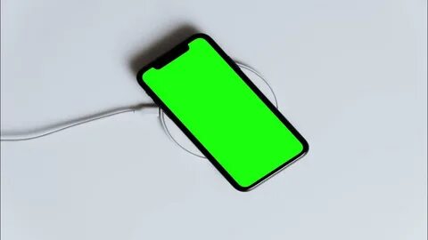 Телефон с зеленым экраном