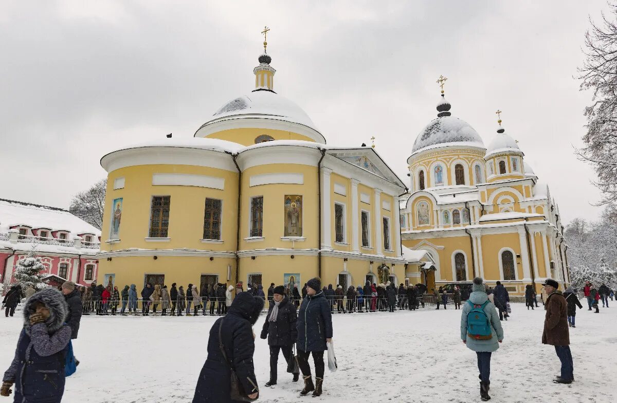 Покровский монастырь в Москве Матрона. Покровский женский монастырь Святой Матроны в Москве. Покровский монастырь храм Матроны. Московский храм Матроны Московской. Московский ставропигиальный женский монастырь