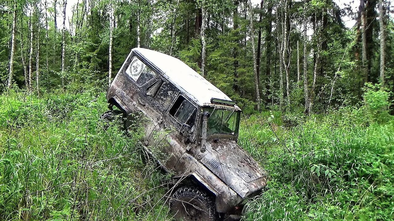 Видео покатушек уазов. Уаз 469 off road. Видео покатушек уазов. Уаз для покатушек по бездорожью. Белый уаз хантер в грязи.