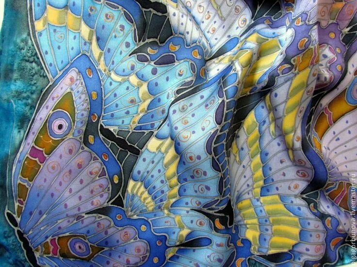 Изображение изделий выполненных в технике батика. Батик Сангаджиев.