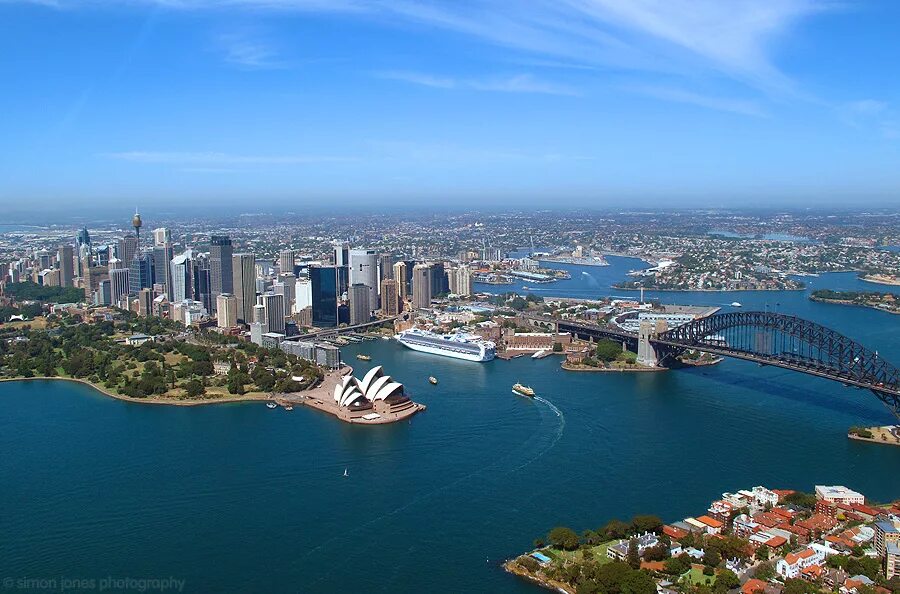 Град в Сиднее. Время в Австралии. Сиднейский град в Австралии. Время в Австралии сейчас.