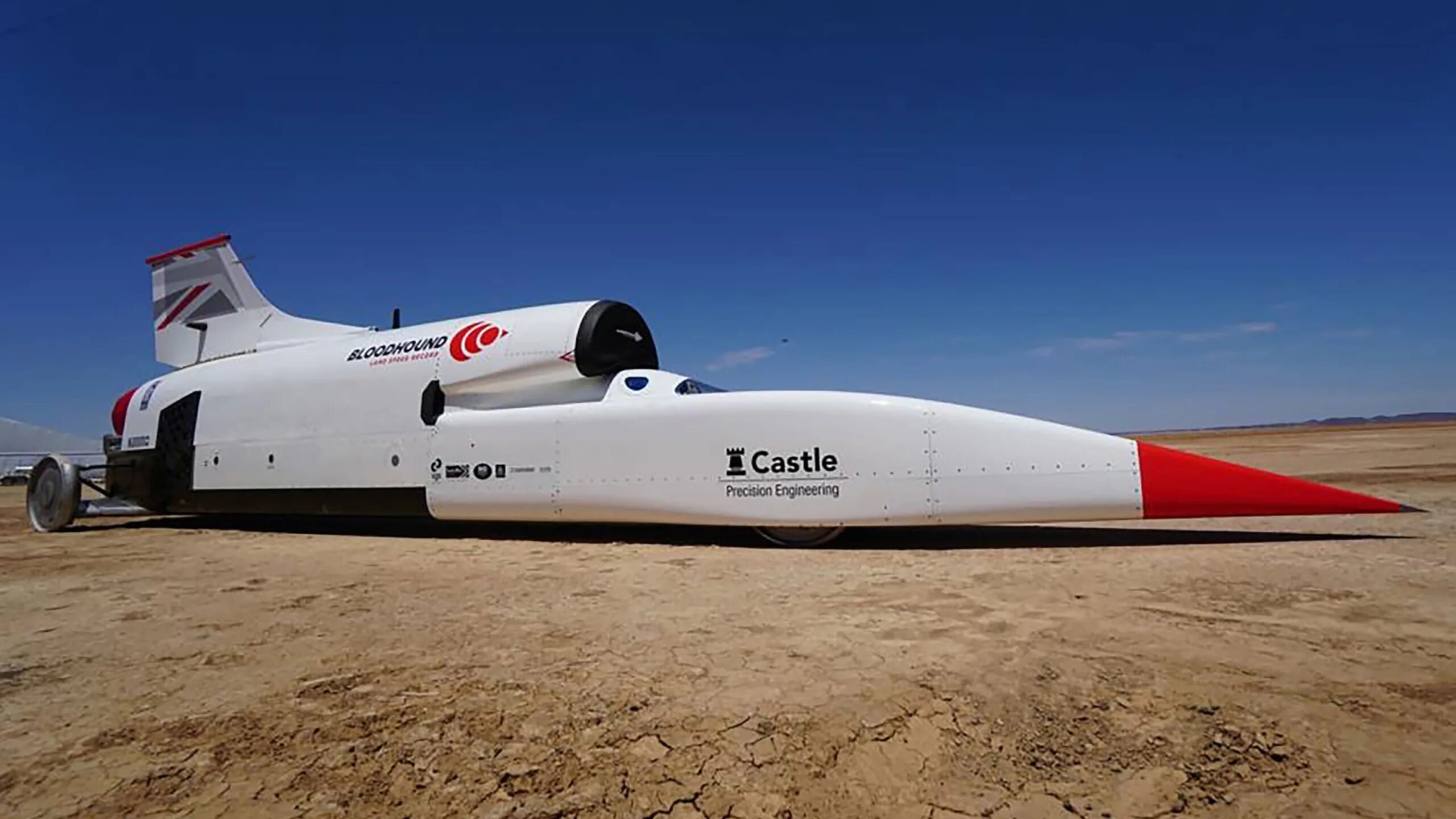 Машина ракета. Скорость самой быстрой ракеты в мире. Скорость самой быстрой ракеты в мире. Реактивная машина. Thrust ssc 1228.