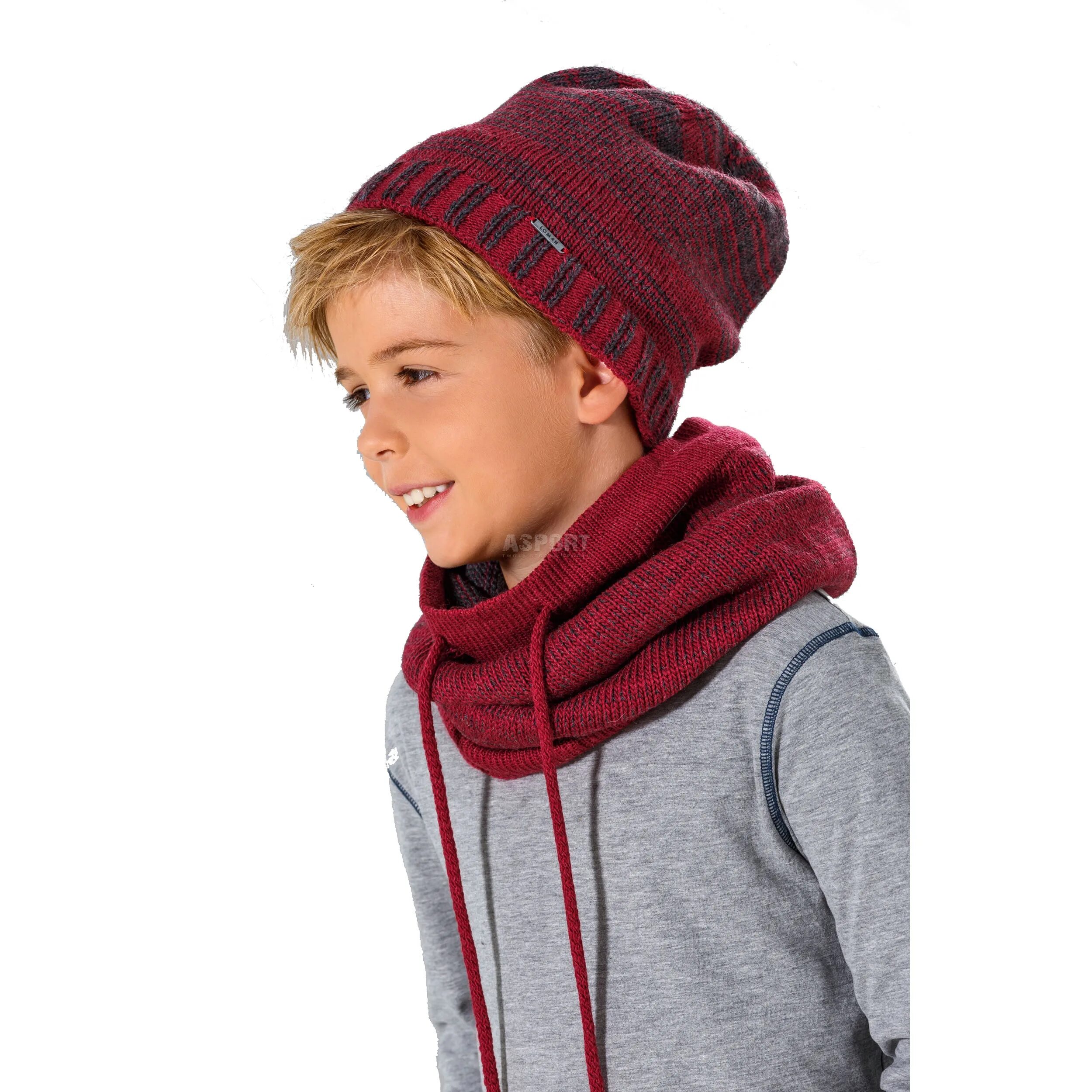 Шапка для мальчика. Шапки для подростков мальчиков. Стильные шапки для мальчиков. Модный шарф для подростка.