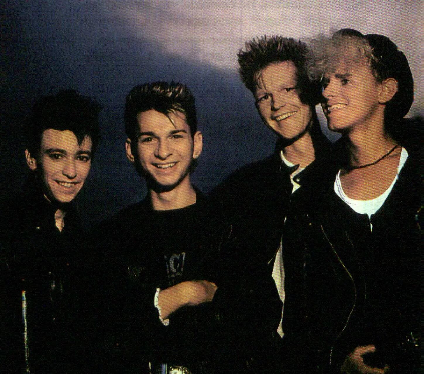 Депеш мод ин е. Группа depeche mode в молодости. группа depeche mode 1980. группа depeche mode 1987. группа депеш мод молодые.