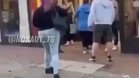Избили дедов