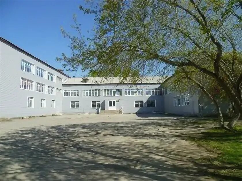 Село гарашкинское школа. Богданович школа интернат. Школа номер 5 город богданович. Сош 4 богданович. Школа 61 оренбург 2021.