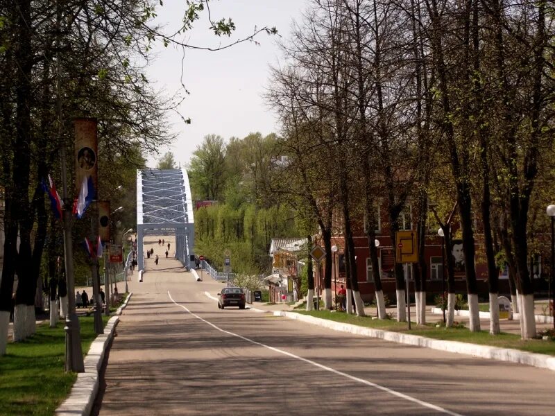 Боровичи центр города. Парк 30 летия великий новгород. Парк боровичи. Мемориал победы боровичи. Парк 30 лет великий новгород.