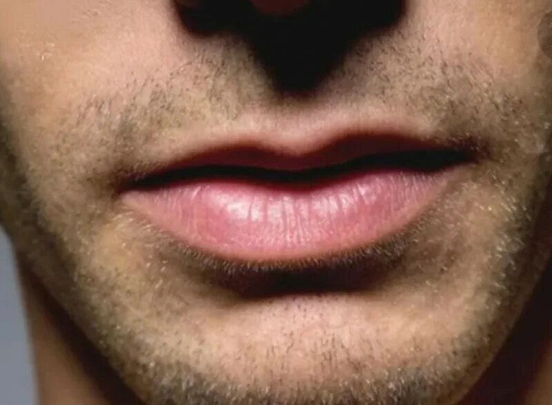 Губы мужчины характеристика. Губы мужские. Губы человека. Красивые губы парней. Красивые губы у мужчин.
