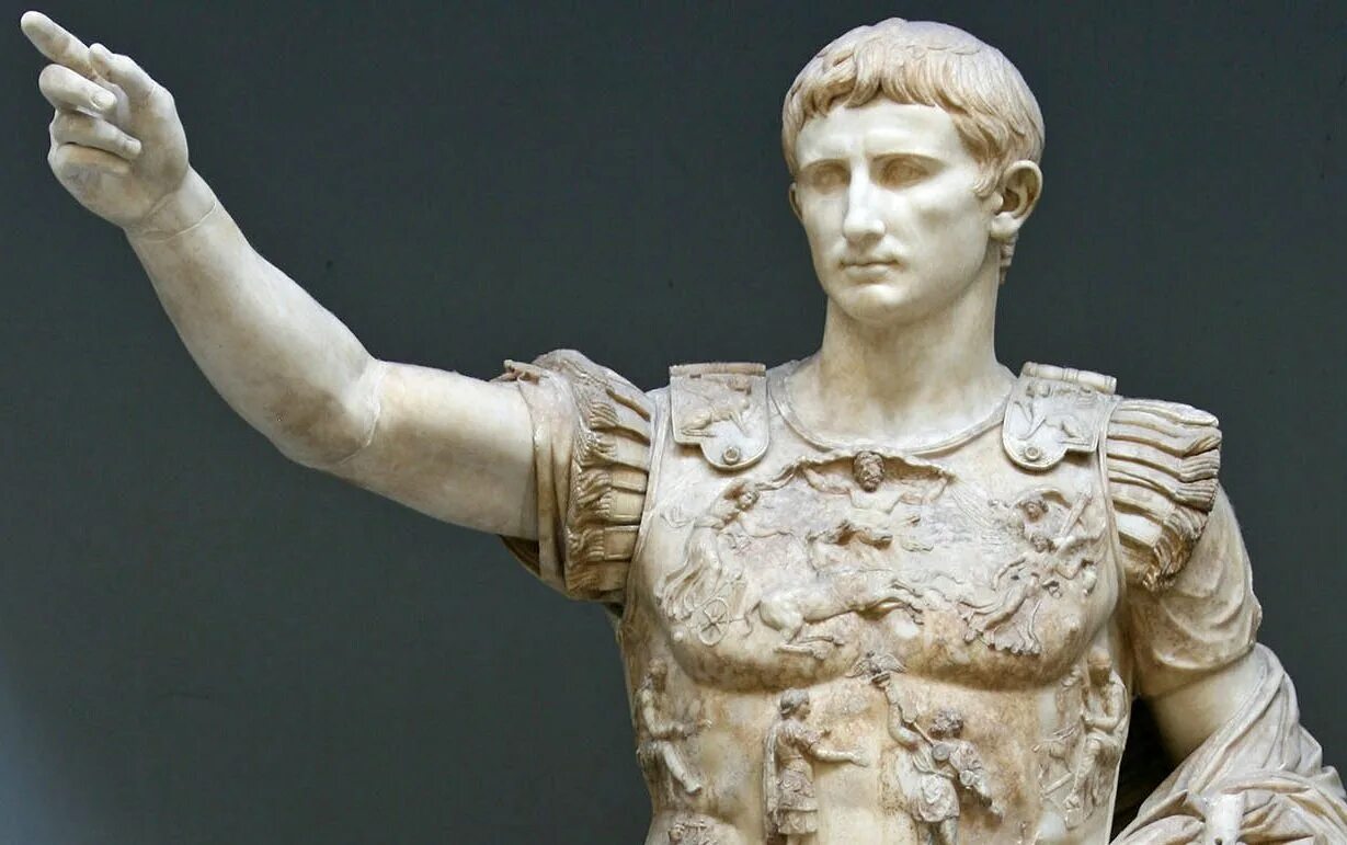 Что такое император в древнем риме. Император август Октавиан. Октавиан август древний Рим скульптура. Октавиан август первый Император.