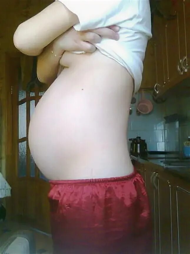 Беременность 34 2 недели. Живот на 34 неделе. Живот на 34 неделе беременности. Живот на 34 неделе беременности мальчиком. Маленький живот на 34 неделе беременности.