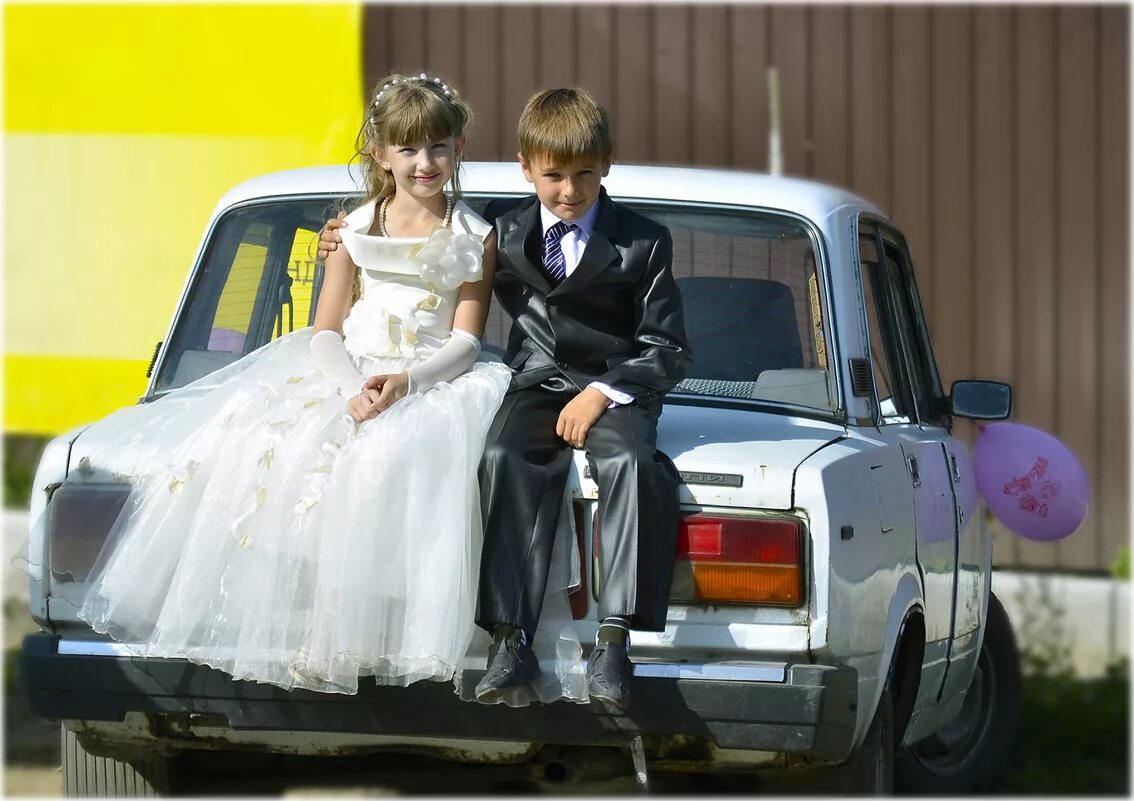 Ранние браки. Ранние браки. Жених и невеста. Ранняя свадьба. Свадьба.