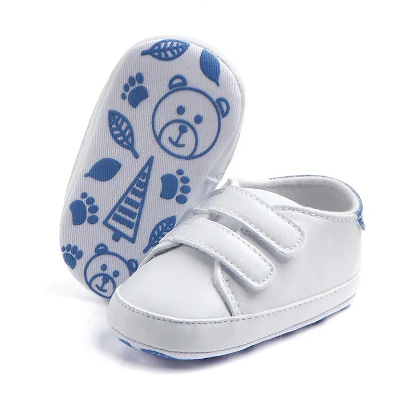 Купить обувь малышам. Обувь для новорожденного. Обувь для новорожденных мальчиков. Ботиночки для новорожденных. Кроссовки для новорожденных.