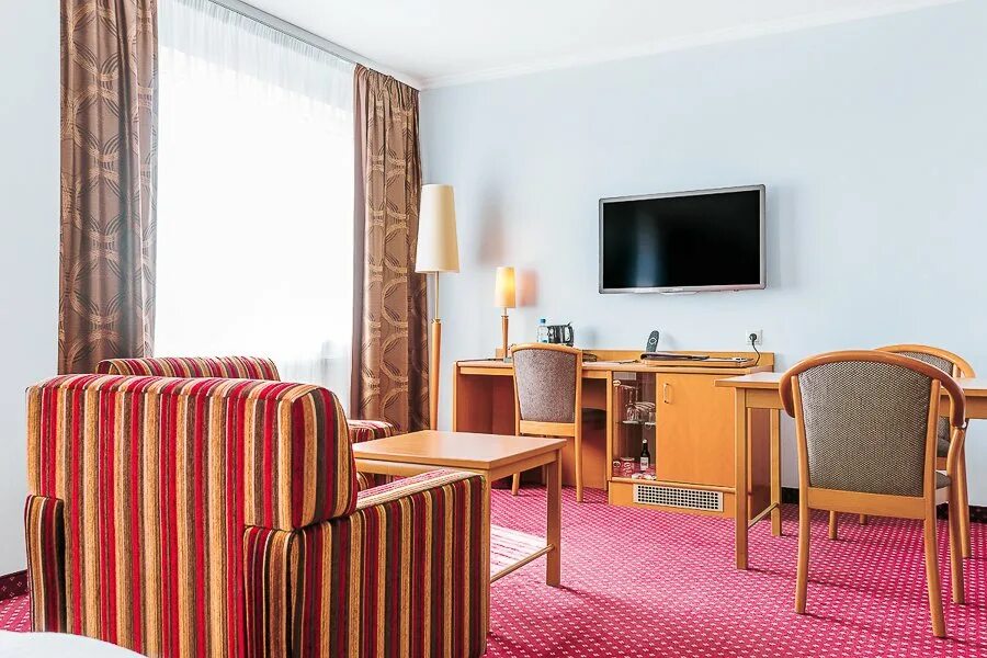 Garden hotel старообрядческая. Лайт 3 москва гостиница. Гостиница москва недорого на день. Отель рассвет москва. Шерстон гостиница москва.