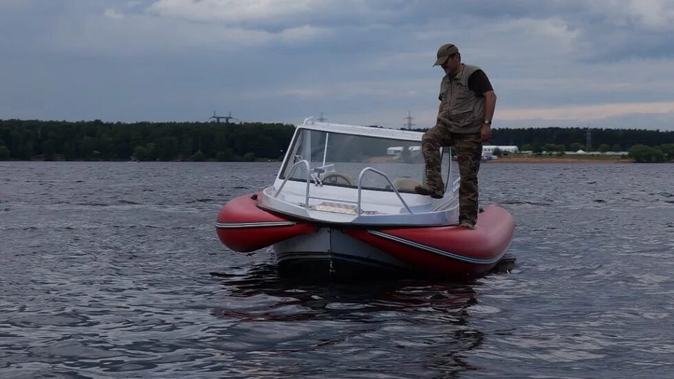 Баллоны на алюминиевую лодку. Надувные борта (баллоны ) на прогресс 2м. прогресс 2 надувные борта. баллоны пвх для прогресс 2. прогресс 4 с надувными бортами.