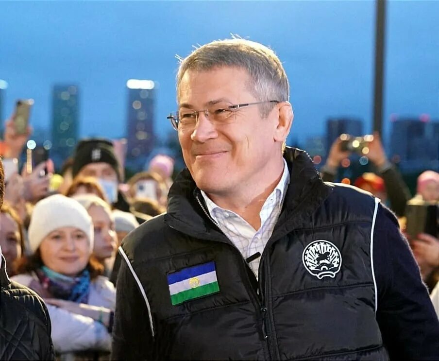 Хабиров радий фаритович глава башкортостана. Когда уберут хабирова из башкортостана. Радий хабиров. Когда уберут хабирова из башкортостана. Хабиров радий фаритович молодой.