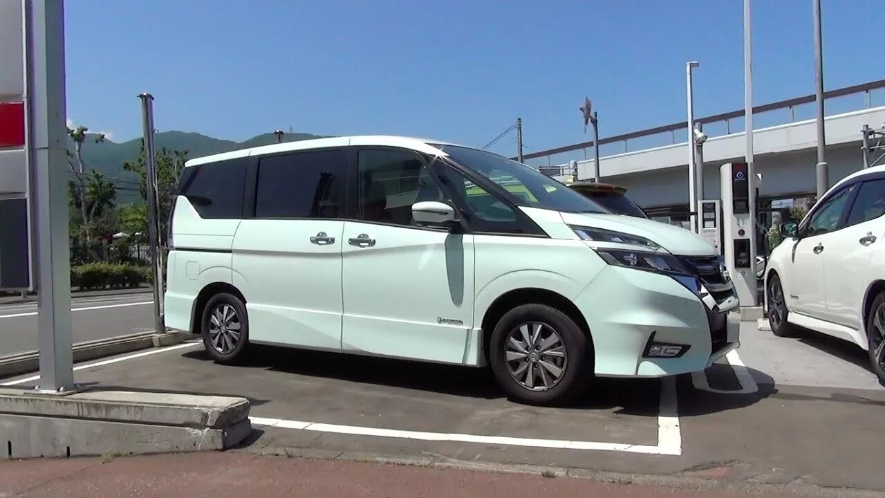 Nissan Serena e-Power. Nissan Serena e-Power 2018. Nissan Serena EPOWER. Nissan Serena e Power Highway Star.