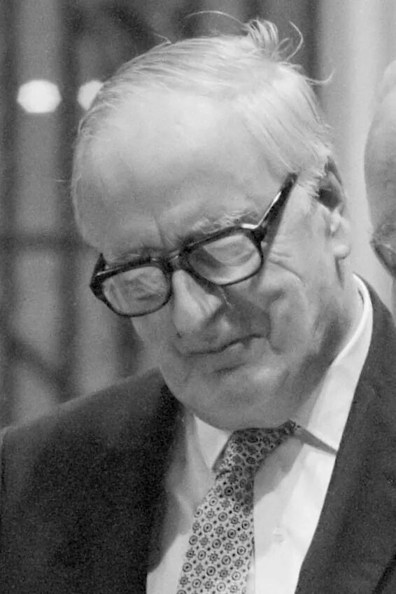 Александр король актер. Alexander king. Алекс линкольн актер. Алекс линкольн фото. Alexander king (scientist).