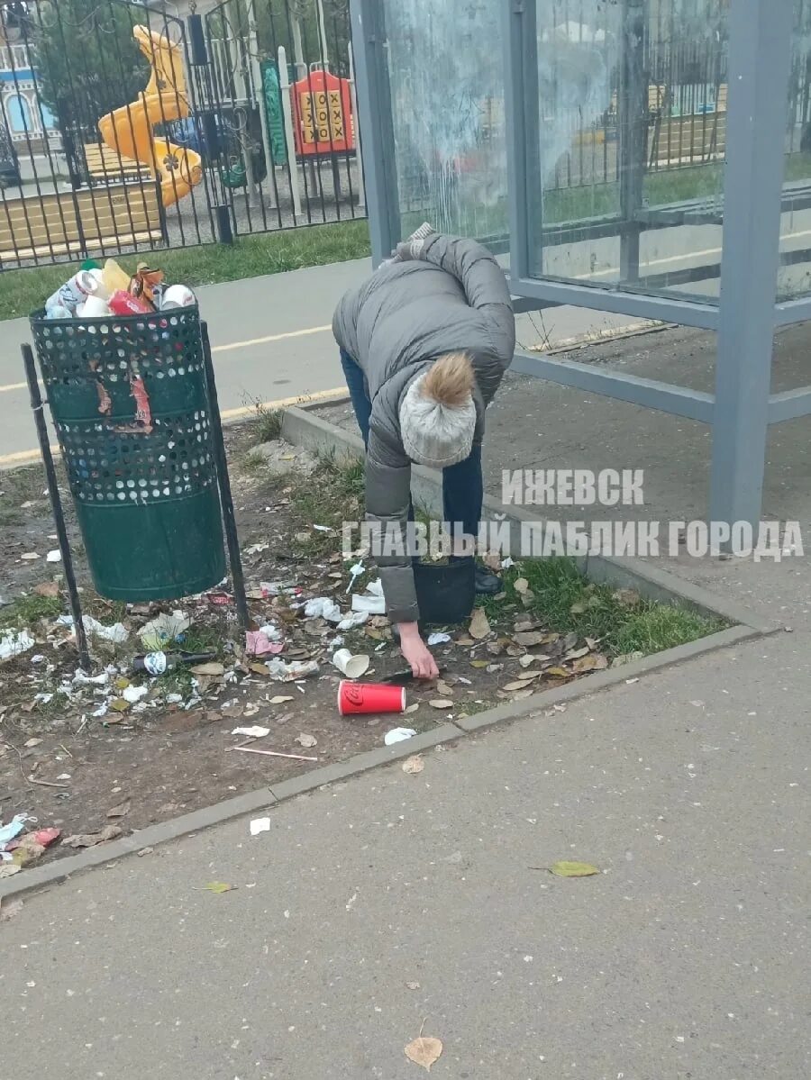 Новости буду ждать. Жду новостей прикол. Новости буду ждать. Жду новостей картинки. Жду картинки смешные.