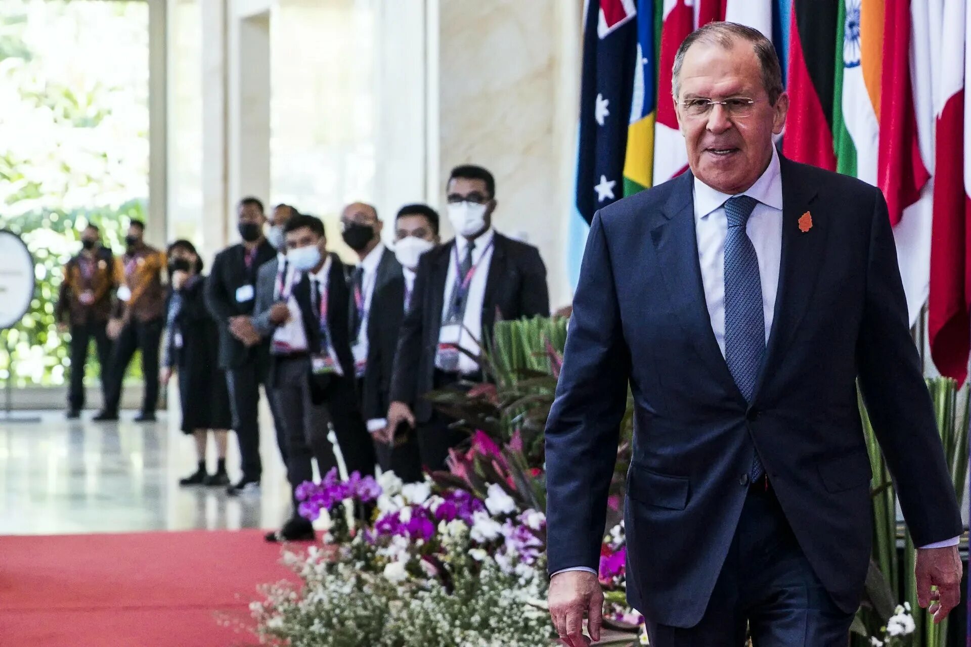 Выступление на g20. G20 2025 лавров. лавров саммита g20 на бали. сергей лавров на саммите g20. лавров на саммите g20.