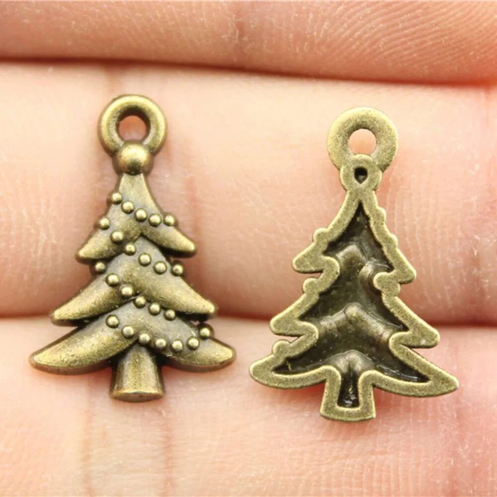 талисманы подарок на новый год. талисман на новый год 2022. талисманы на елку. елка с предсказаниями. новогодне украшение талисман на удачу.