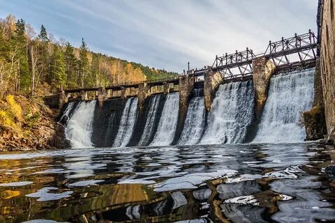 Из какого дерева строили плотины уральских
