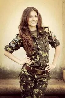 Brunette uniform