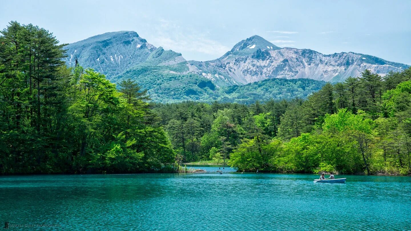 Lake colour. Бандай-Асахи. Гора Бандай. Национальный парк Асахи-Камадо Япония. Гора бандаи в национальном парке бандаи-Асахи.